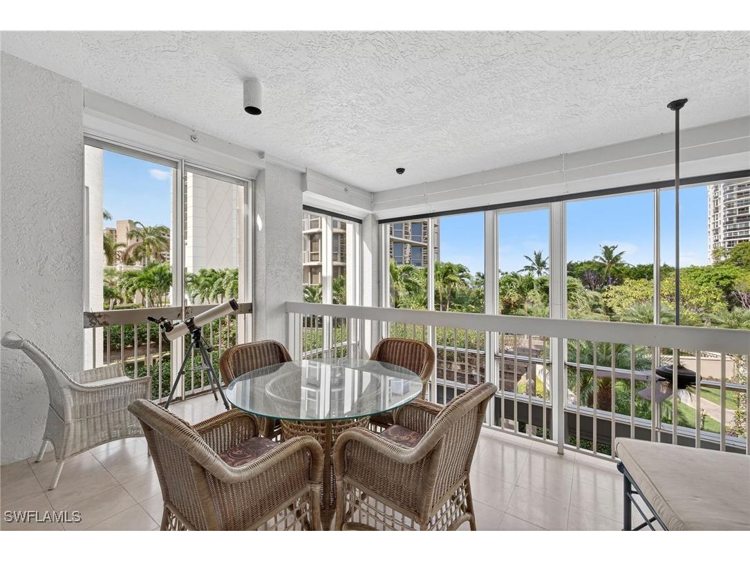 4021 Gulf Shore Boulevard N #V19 Naples FL 34103 225078688 image32
