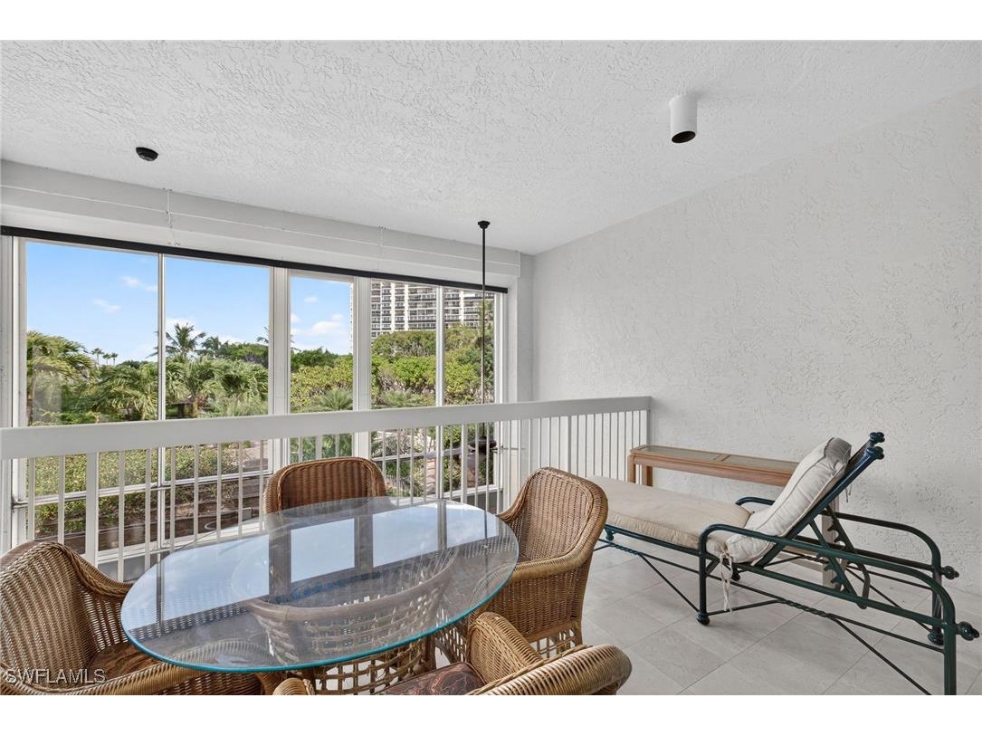 4021 Gulf Shore Boulevard N #V19 Naples FL 34103 225078688 image33