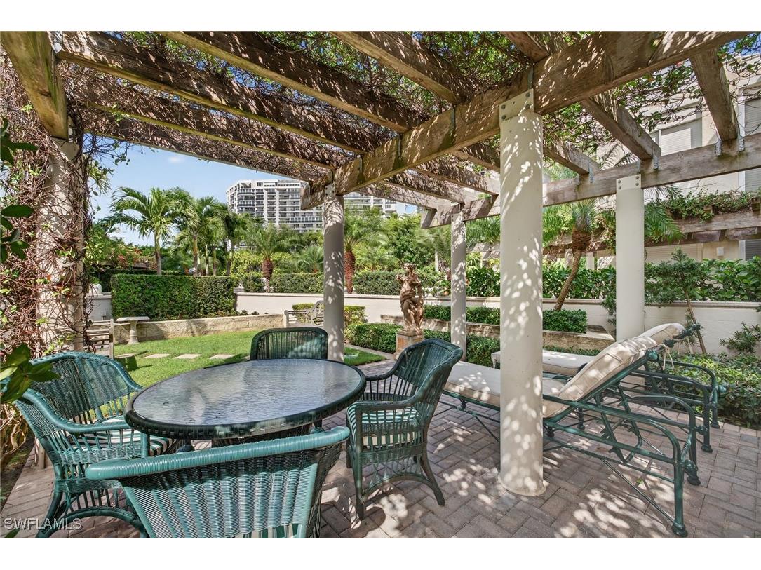 4021 Gulf Shore Boulevard N #V19 Naples FL 34103 225078688 image39