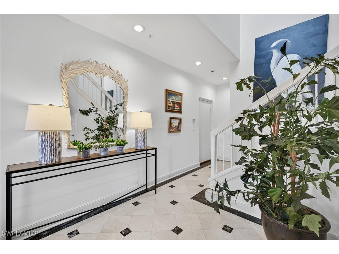 4021 Gulf Shore Boulevard N #V19 Naples FL 34103 225078688 image4