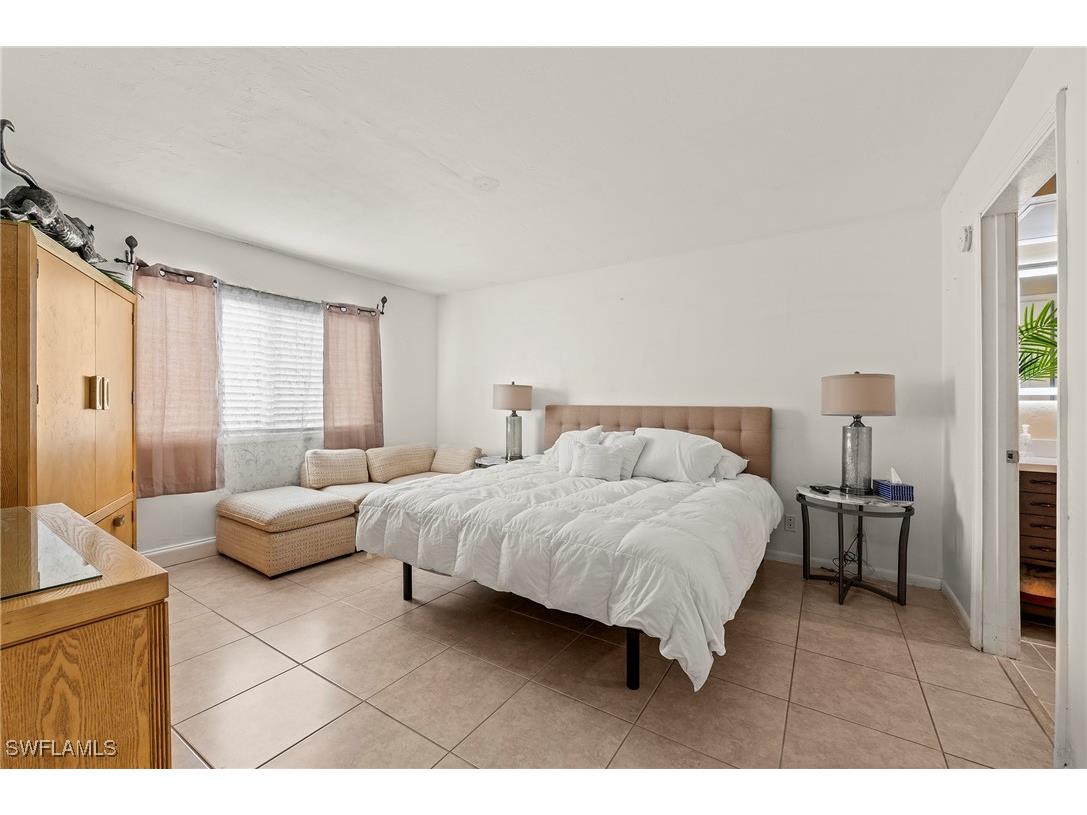 4021 Ice Castle Way #7 Naples FL 34112 225077557 image10