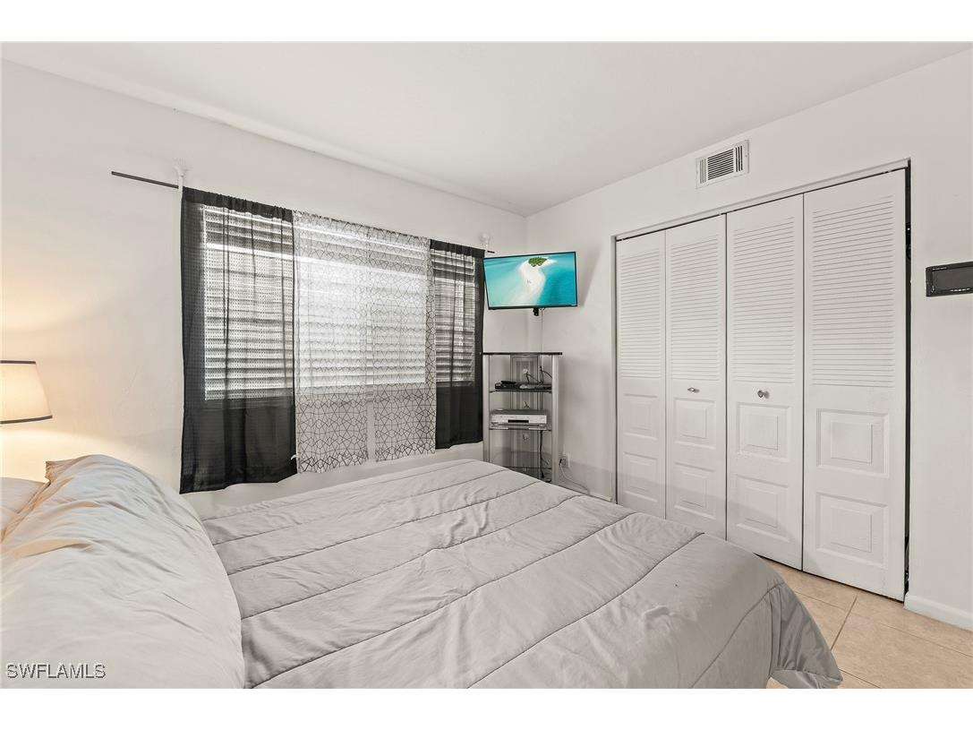 4021 Ice Castle Way #7 Naples FL 34112 225077557 image17