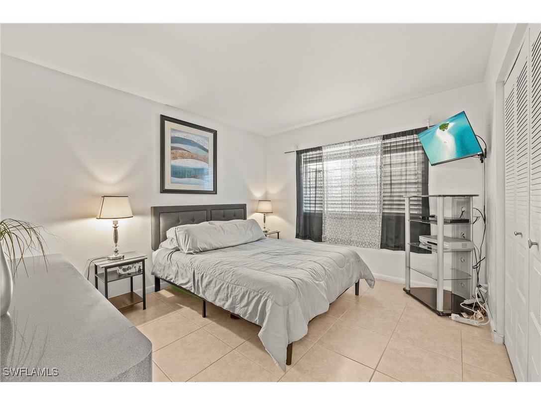 4021 Ice Castle Way #7 Naples FL 34112 225077557 image8