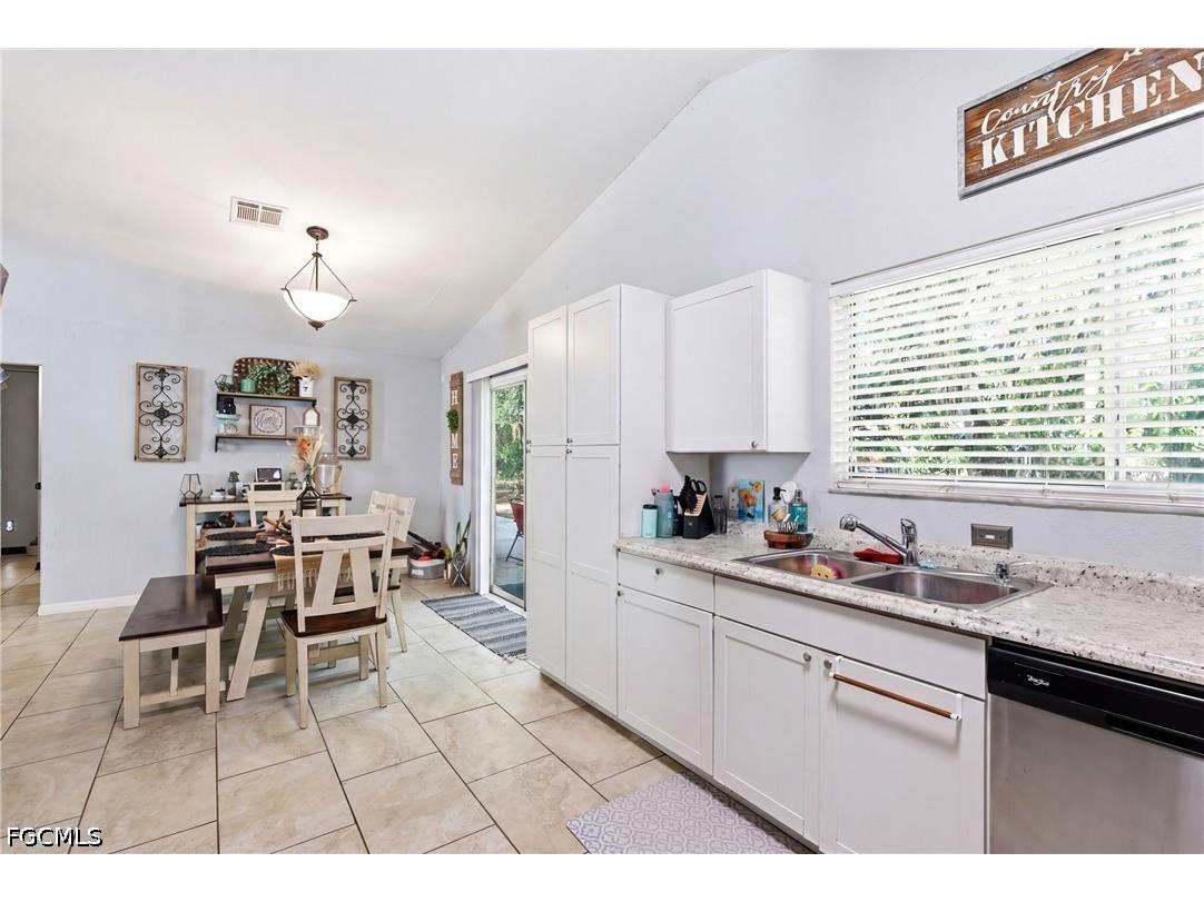 4022 E Sunflower Circle Labelle FL 33935 2026020612 image12