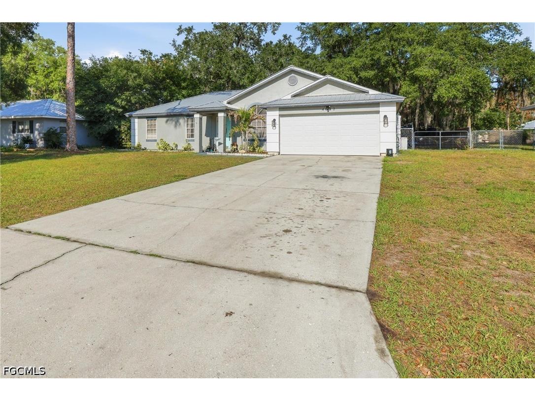 4022 E Sunflower Circle Labelle FL 33935 2026020612 image2