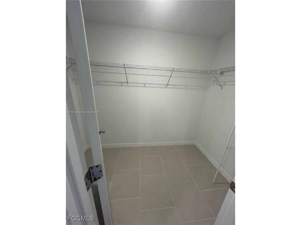 4022 N San Felipe Lane Fort Myers FL 33917 2025017718 image10