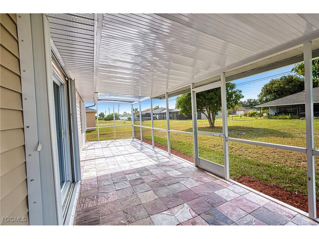 4022 SW 8th Place Cape Coral FL 33914 2025019535 image22