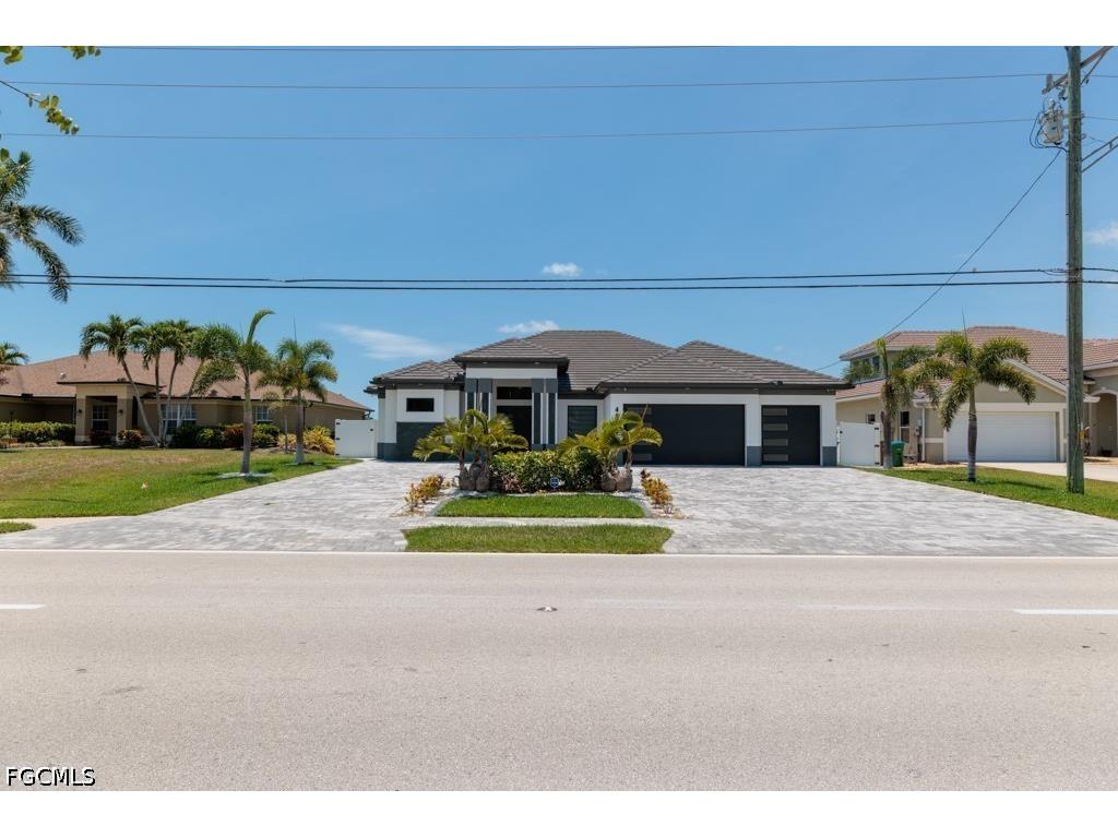 4024 Chiquita Boulevard S Cape Coral FL 33914 2026025613 image1