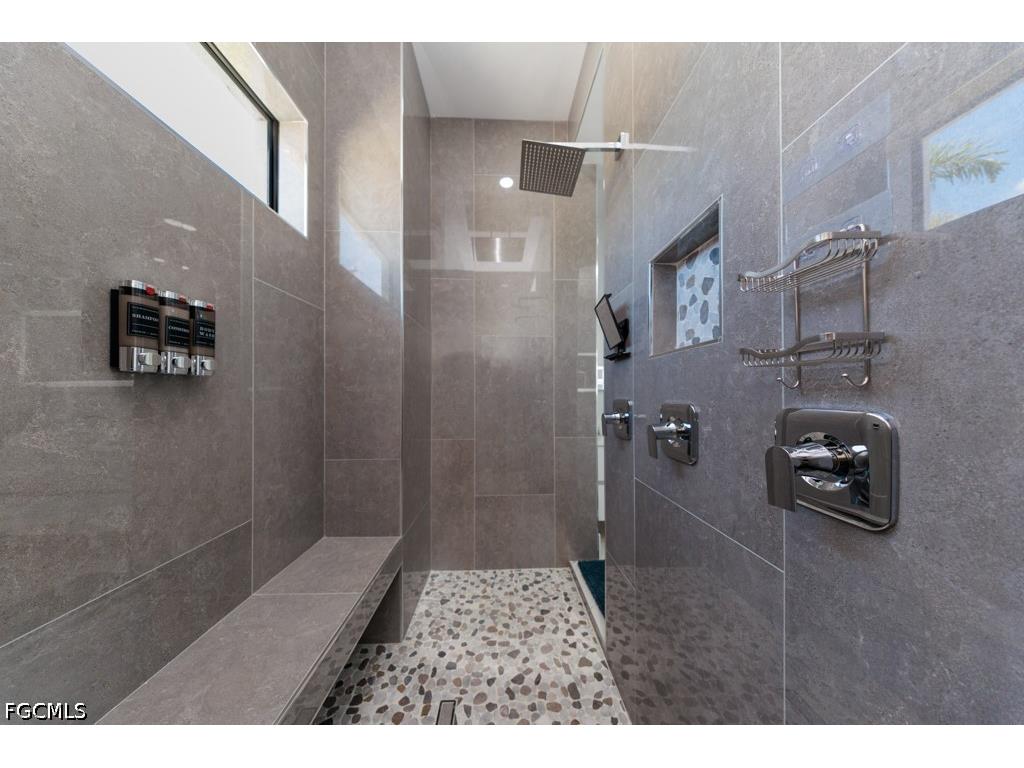4024 Chiquita Boulevard S Cape Coral FL 33914 2026025613 image13