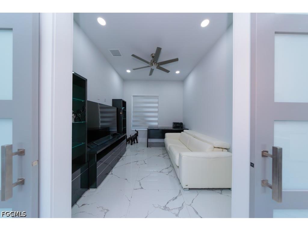 4024 Chiquita Boulevard S Cape Coral FL 33914 2026025613 image6