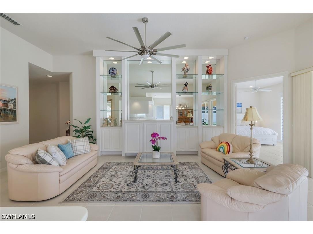 4024 Trinidad Way Naples FL 34119 226019241 image7