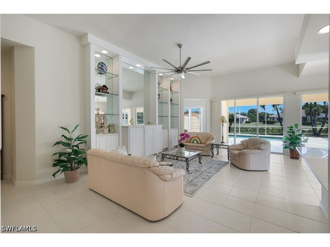 4024 Trinidad Way Naples FL 34119 226019241 image9