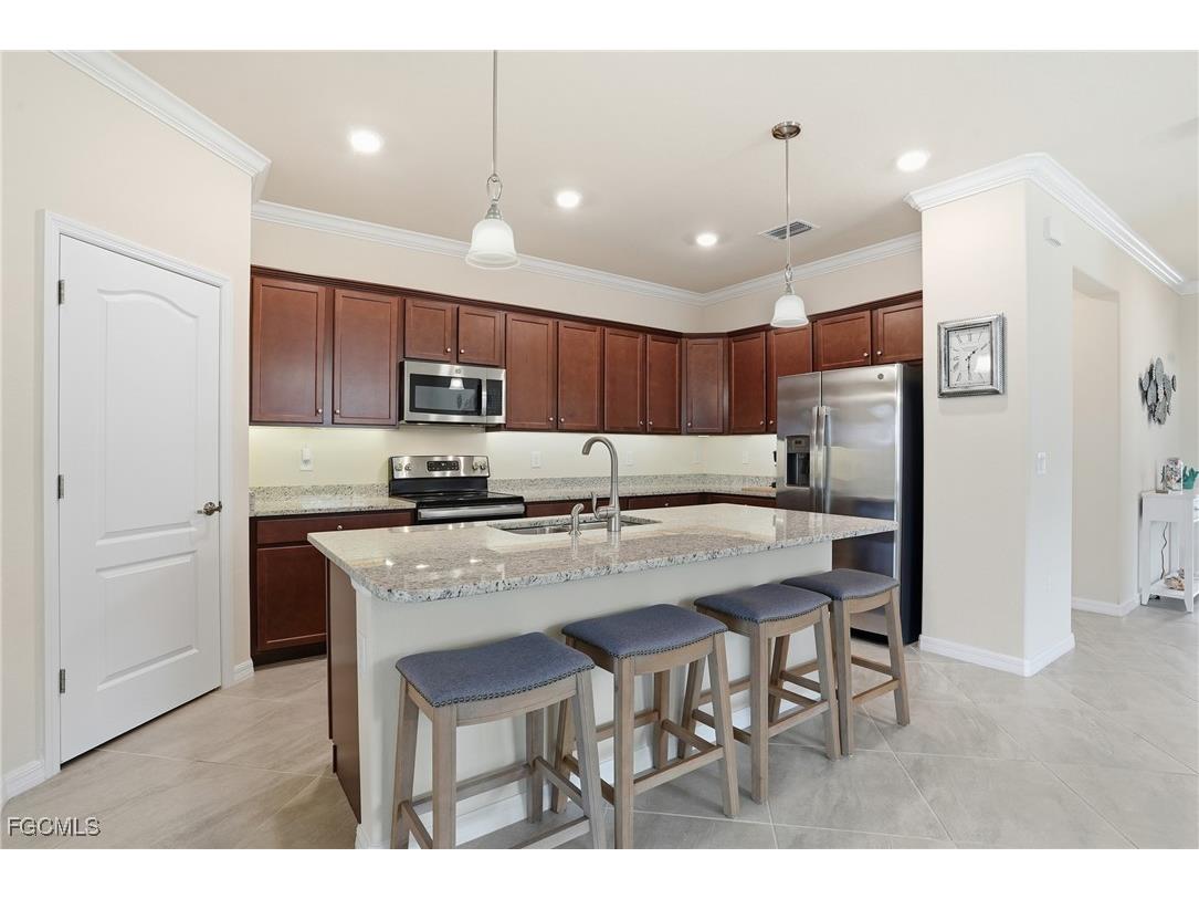 4025 E Hampton Circle Alva FL 33920 2026005189 image8
