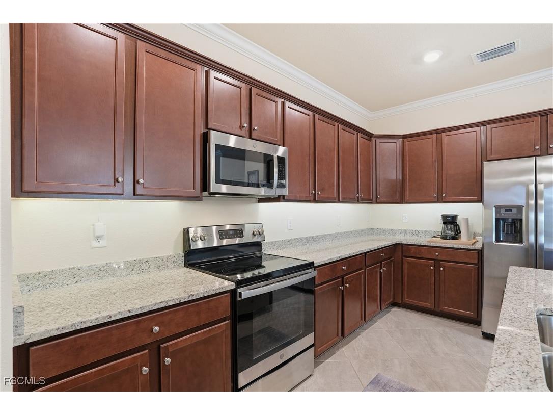 4025 E Hampton Circle Alva FL 33920 2026005189 image9