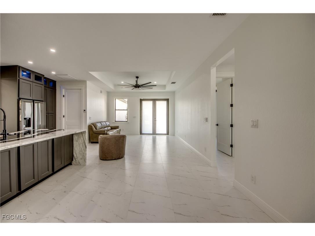 4025 SW 2nd Court Cape Coral FL 33914 2025018083 image14