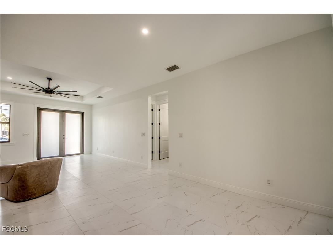 4025 SW 2nd Court Cape Coral FL 33914 2025018083 image15