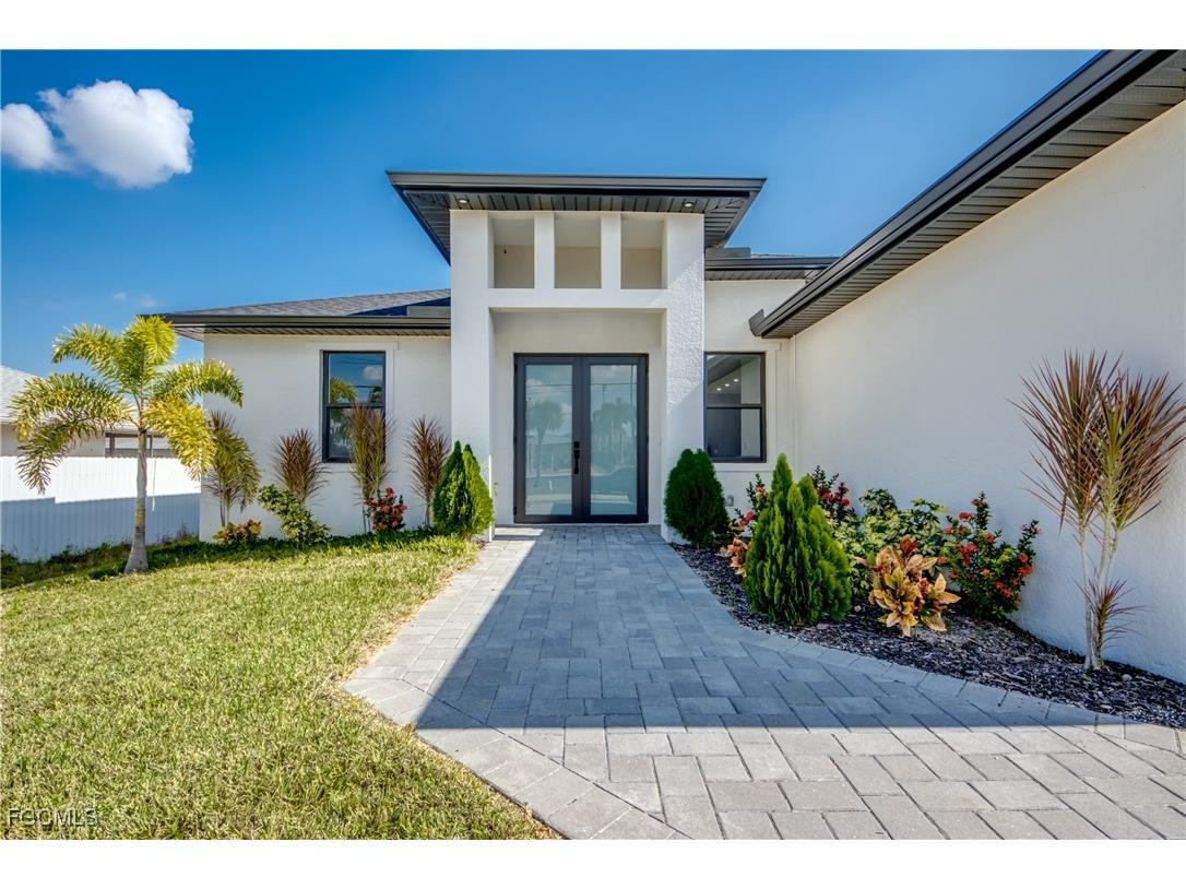 4025 SW 2nd Court Cape Coral FL 33914 2025018083 image2