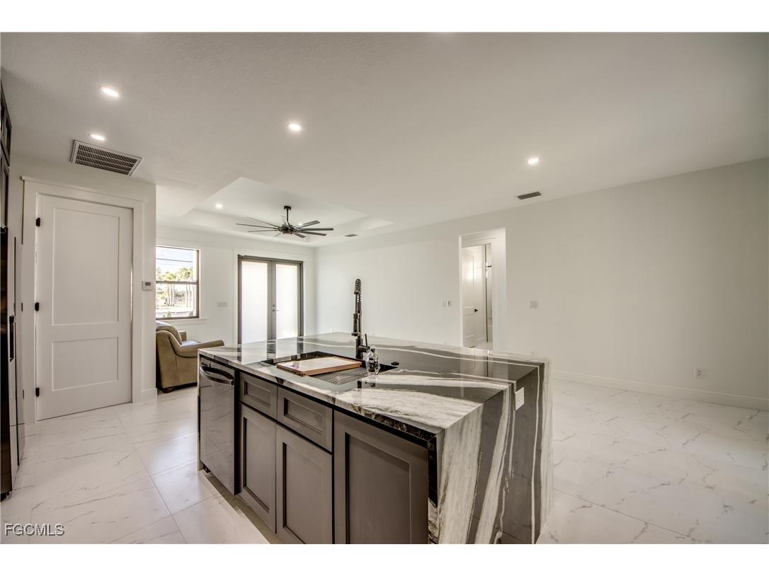 4025 SW 2nd Court Cape Coral FL 33914 2025018083 image24