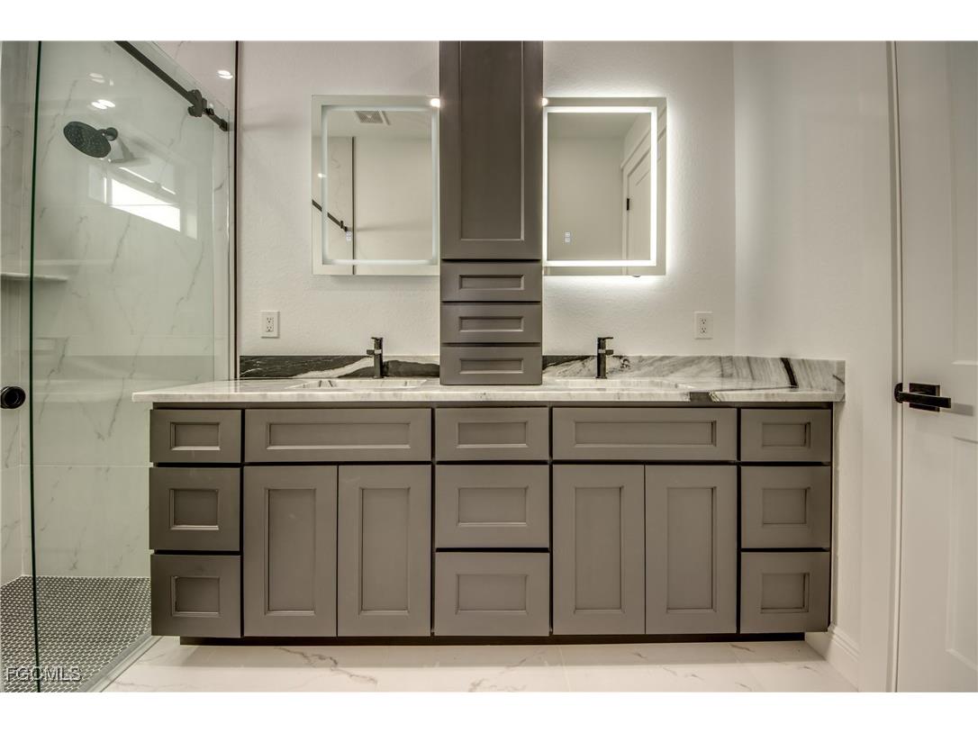 4025 SW 2nd Court Cape Coral FL 33914 2025018083 image30