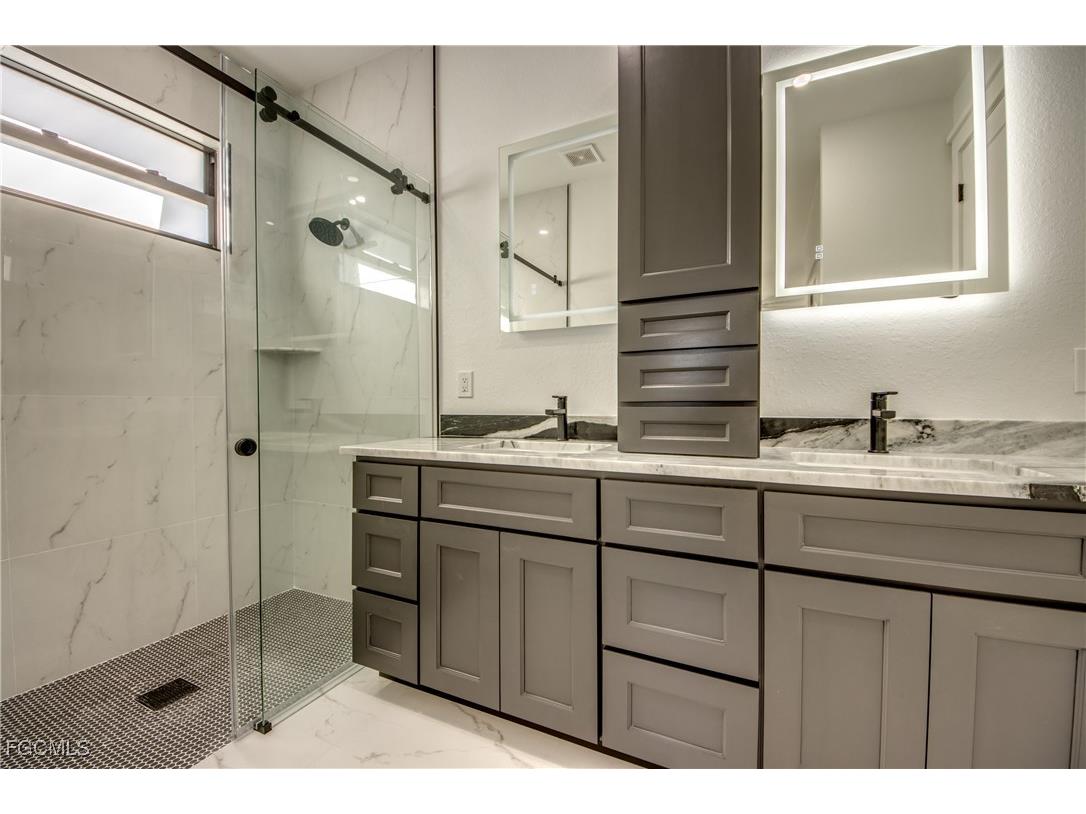 4025 SW 2nd Court Cape Coral FL 33914 2025018083 image31