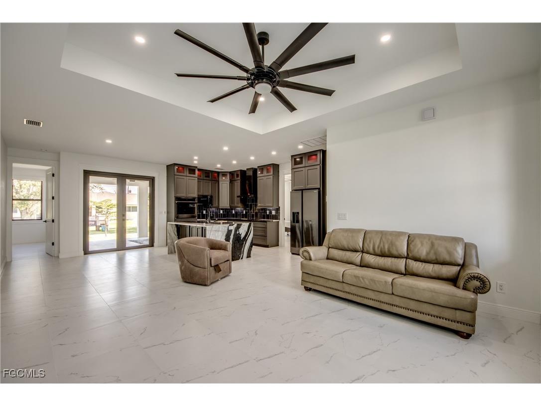 4025 SW 2nd Court Cape Coral FL 33914 2025018083 image4