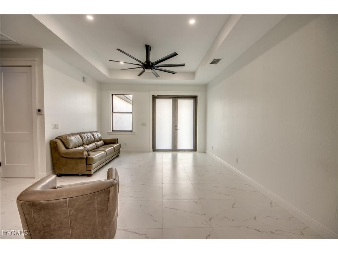 4025 SW 2nd Court Cape Coral FL 33914 2025018083 image7