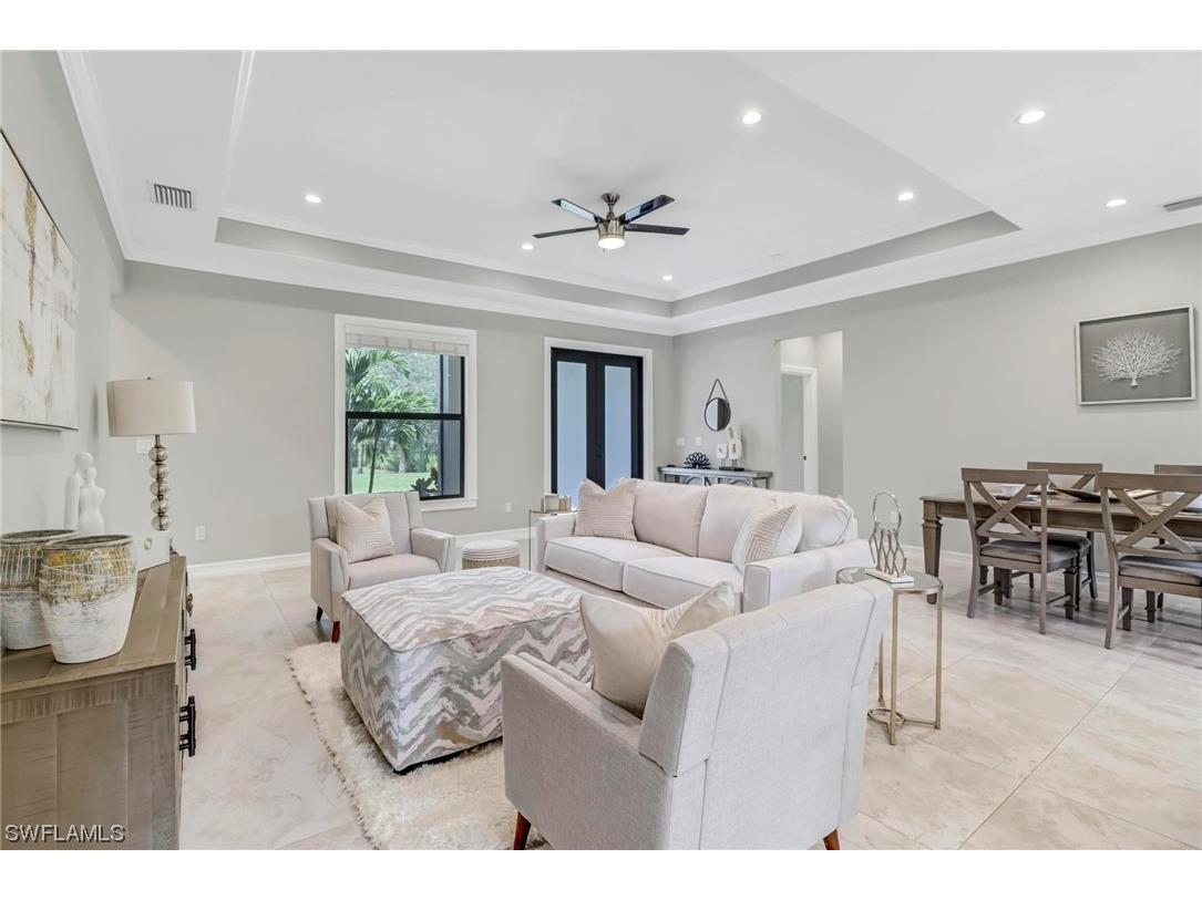 4026 10th Avenue NE Naples FL 34120 223050170 image1