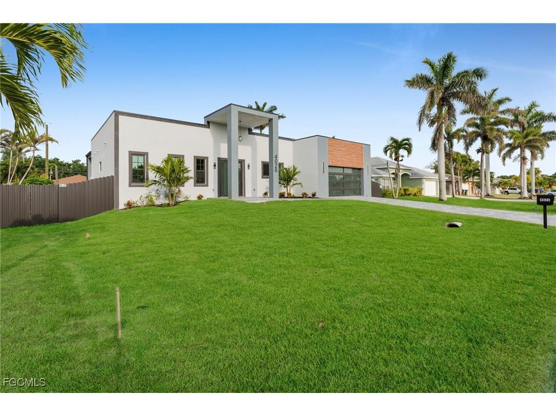 4026 SE 3rd Avenue Cape Coral FL 33904 2025002579 image10