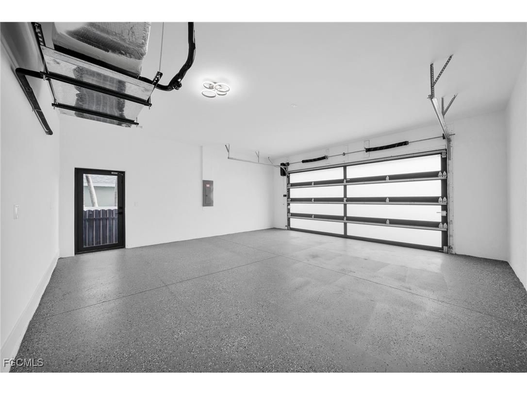 4026 SE 3rd Avenue Cape Coral FL 33904 2025002579 image12