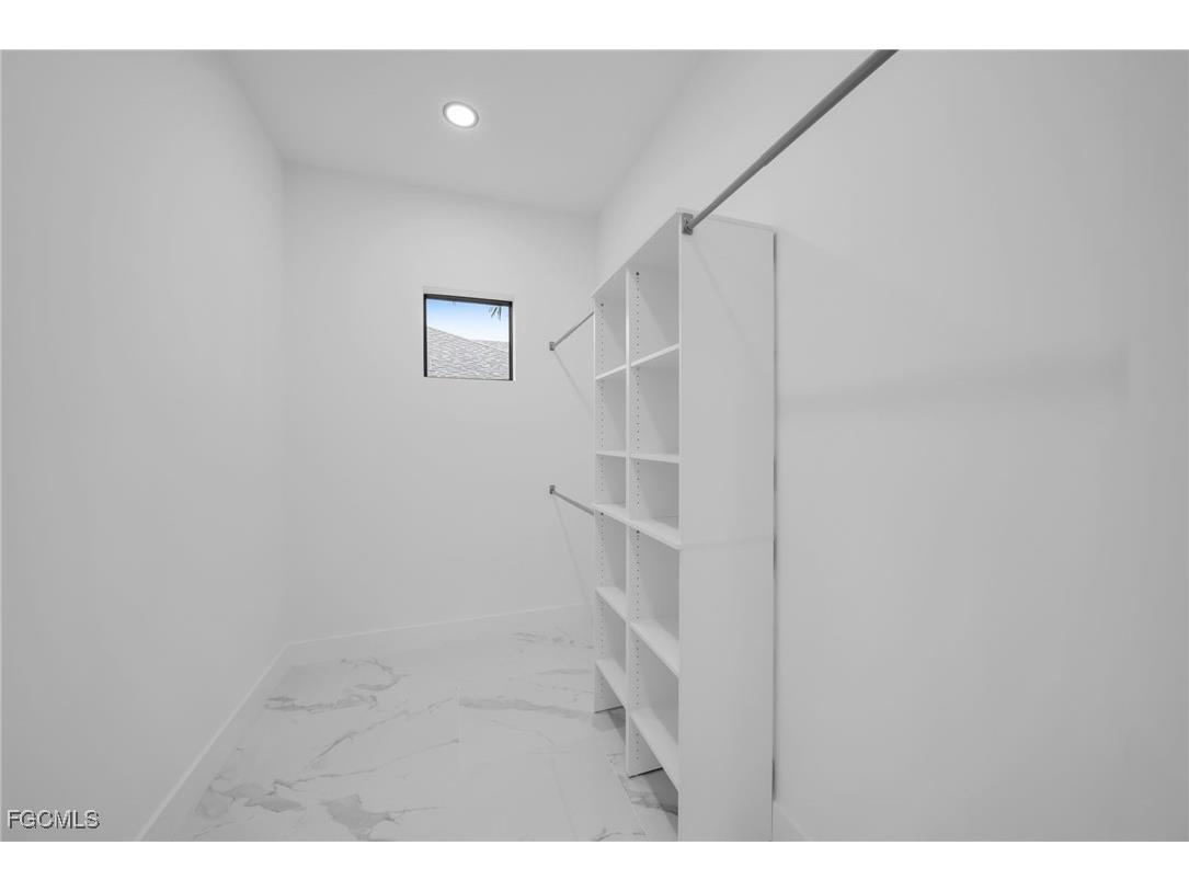 4026 SE 3rd Avenue Cape Coral FL 33904 2025002579 image21