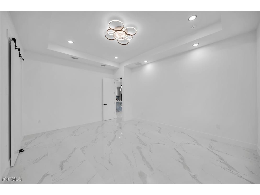 4026 SE 3rd Avenue Cape Coral FL 33904 2025002579 image22