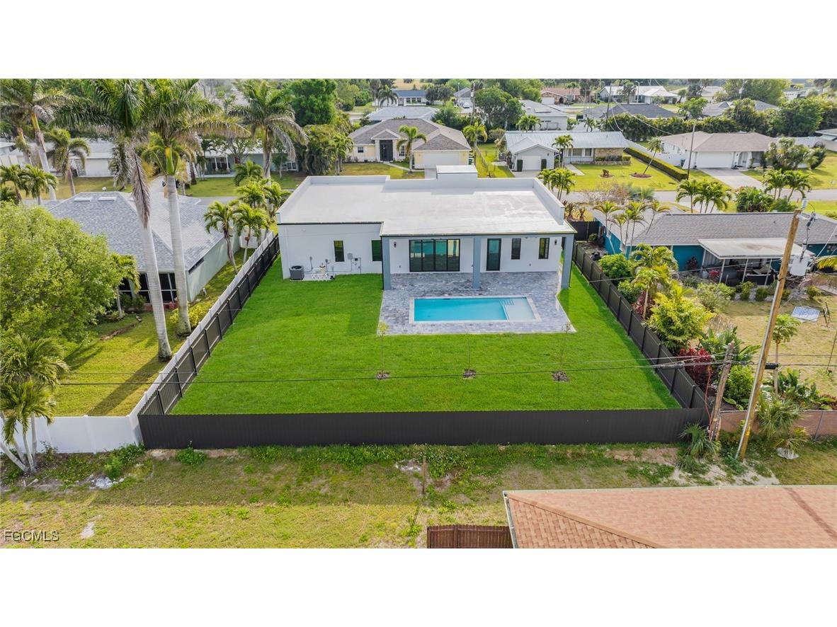 4026 SE 3rd Avenue Cape Coral FL 33904 2025002579 image6