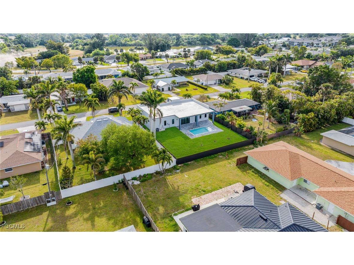 4026 SE 3rd Avenue Cape Coral FL 33904 2025002579 image7