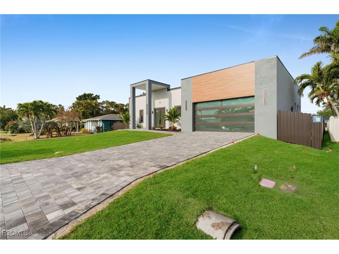 4026 SE 3rd Avenue Cape Coral FL 33904 2025002579 image9