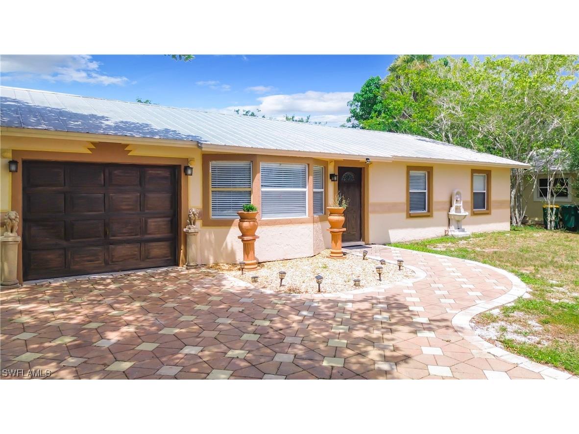 4027 Mindi Avenue Naples FL 34112 223062095 image1