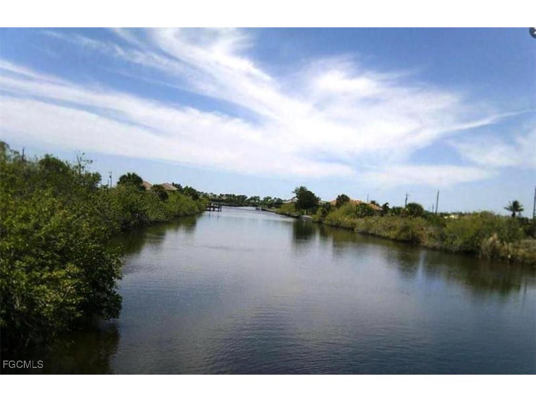 4027 NW 38th Avenue Cape Coral FL 33993 2025018126 image2