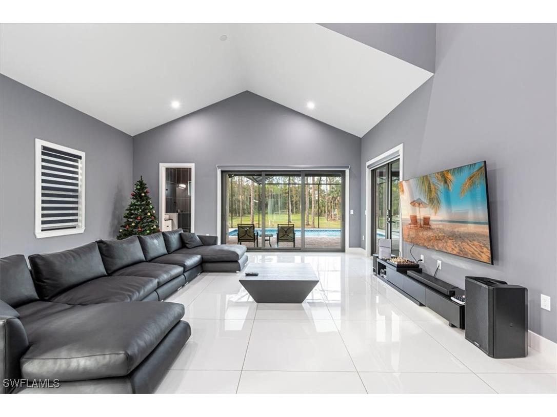 4029 2nd Avenue SE Naples FL 34117 225079558 image11