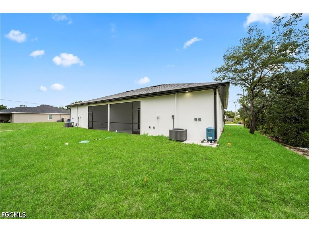 403/405 Bell Boulevard S Lehigh Acres FL 33974 2026021560 image28
