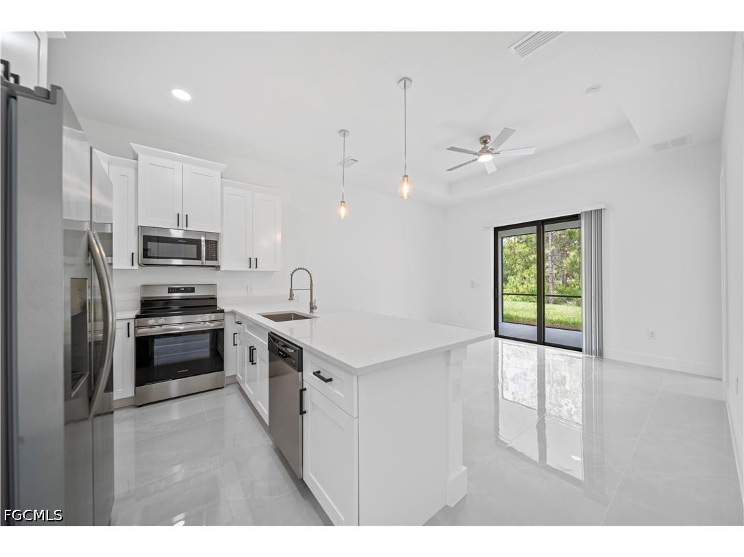 403/405 Bell Boulevard S Lehigh Acres FL 33974 2026021560 image6