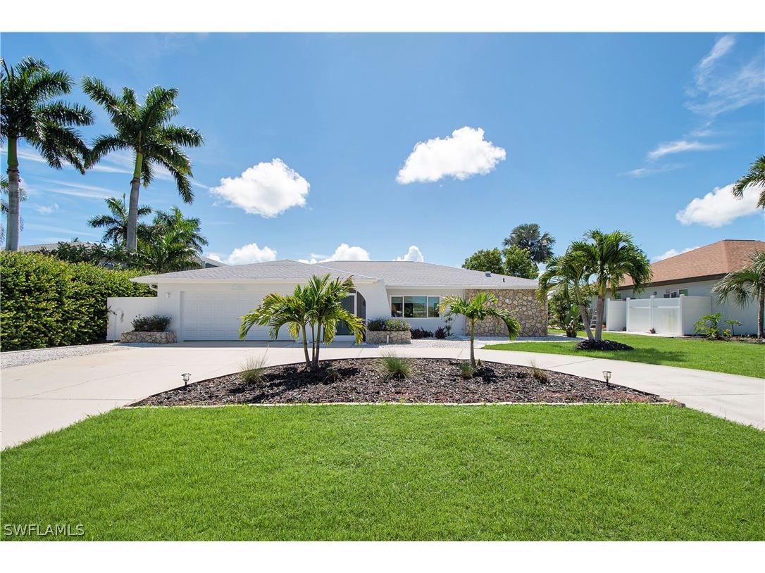 403 Grenada Avenue Naples FL 34113 224054004 image1