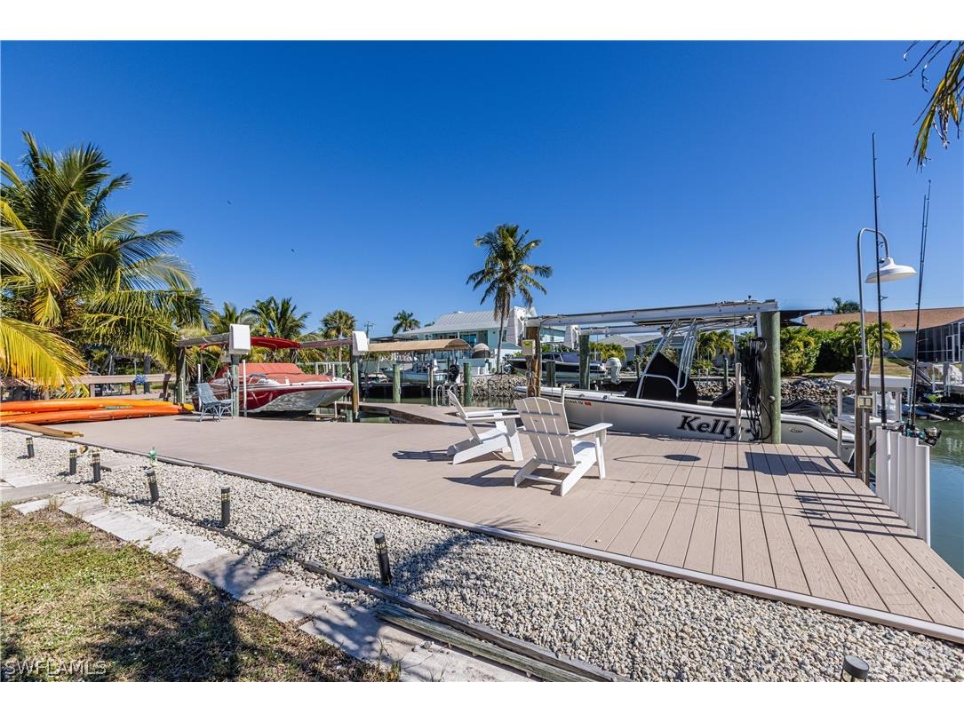403 Grenada Avenue Naples FL 34113 226004494 image1