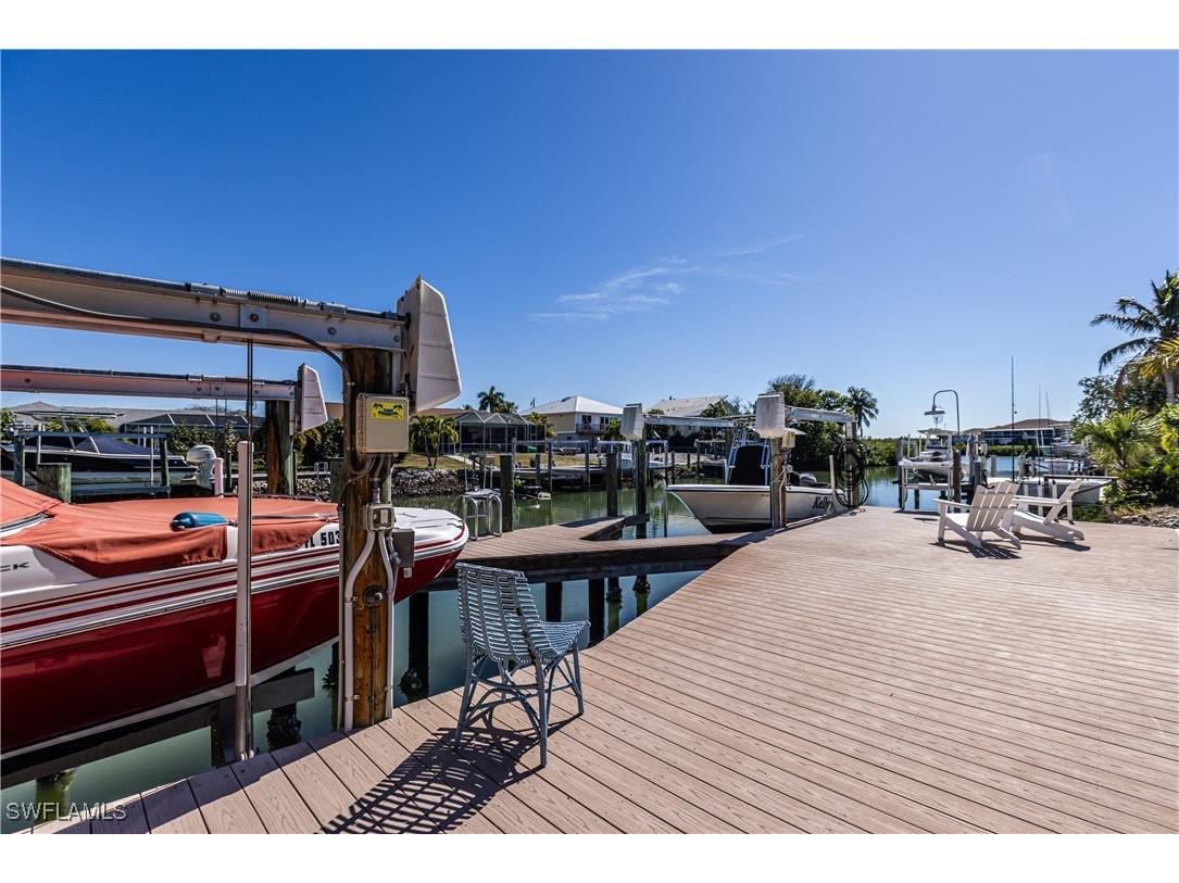 403 Grenada Avenue Naples FL 34113 226004494 image2