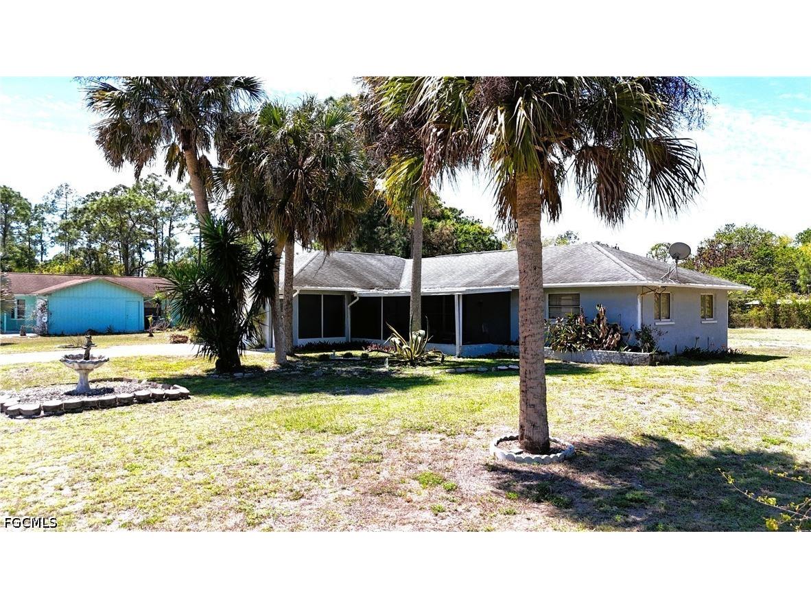 403 Mcarthur Avenue Lehigh Acres FL 33936 2026013911 image3