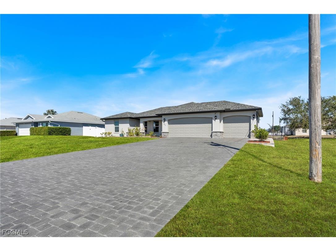 403 NW 17th Terrace Cape Coral FL 33993 2026009974 image10