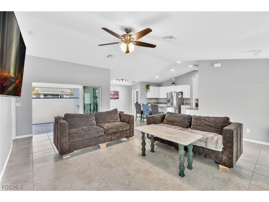 403 NW 17th Terrace Cape Coral FL 33993 2026009974 image20