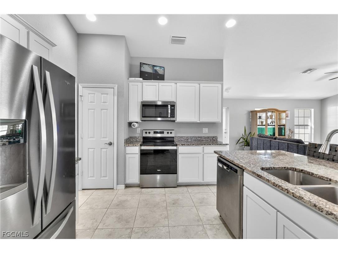 403 NW 17th Terrace Cape Coral FL 33993 2026009974 image24