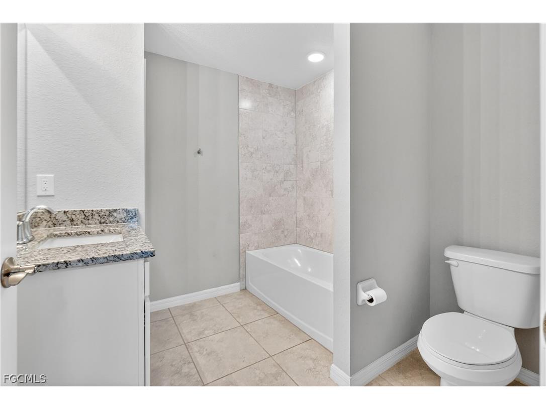 403 NW 17th Terrace Cape Coral FL 33993 2026009974 image27