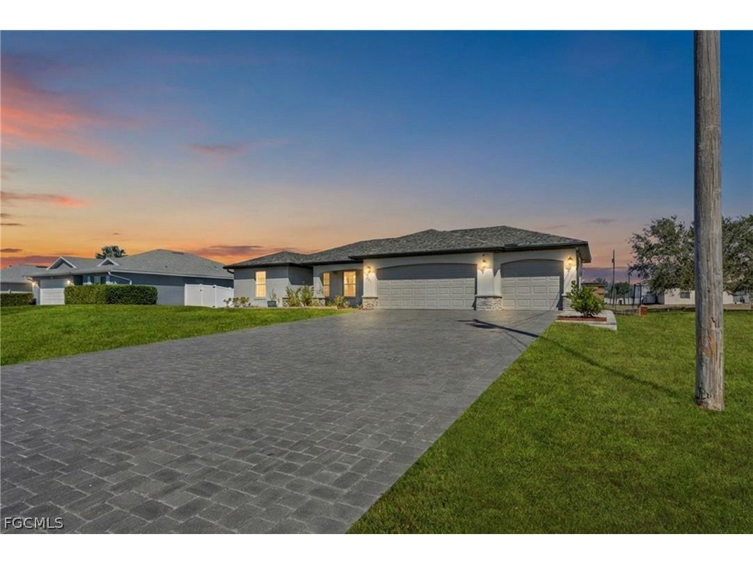 403 NW 17th Terrace Cape Coral FL 33993 2026009974 image3
