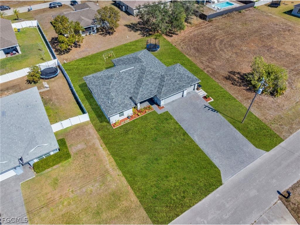 403 NW 17th Terrace Cape Coral FL 33993 2026009974 image8