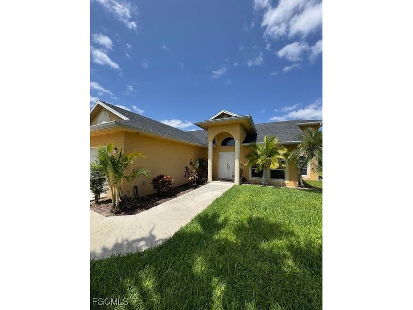 403 Poinsettia Avenue Lehigh Acres FL 33972 2026006071 image3